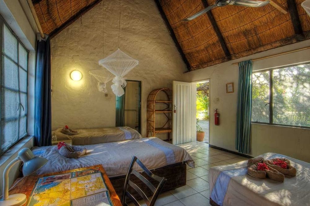 Okavango River Lodge マウン エクステリア 写真